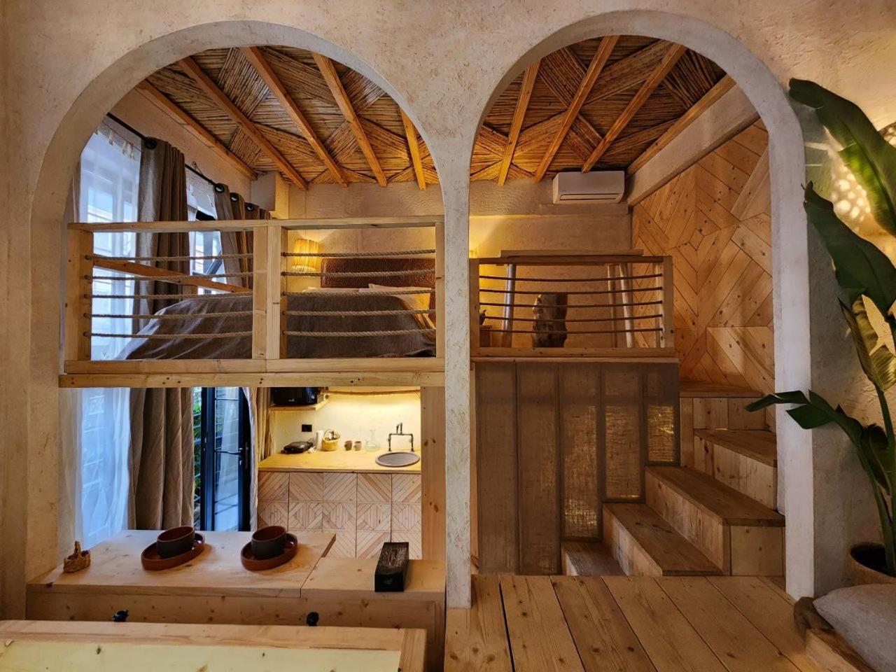 Apartment Biophilia Luxury Lofts *