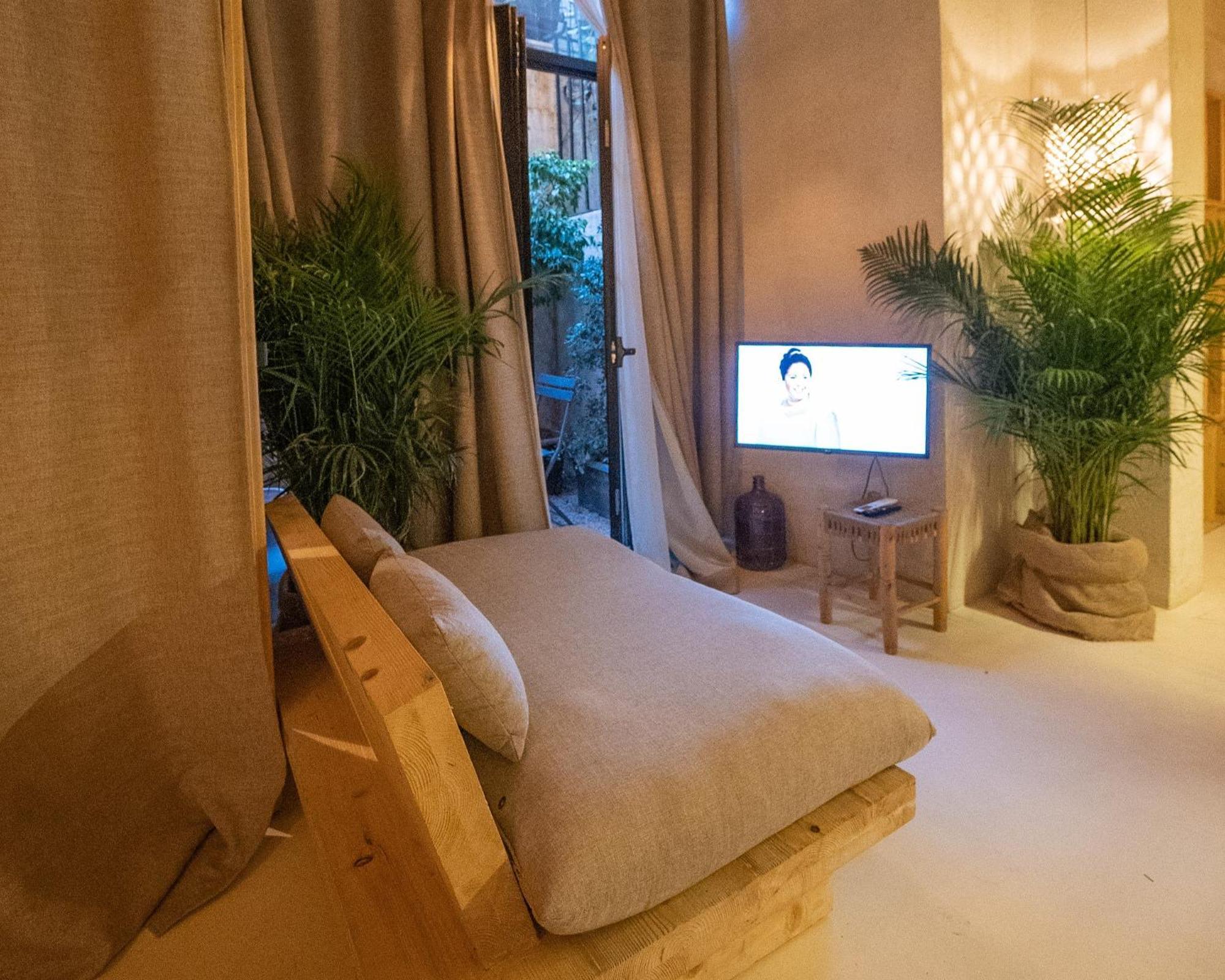 Apartment Biophilia Luxury Lofts